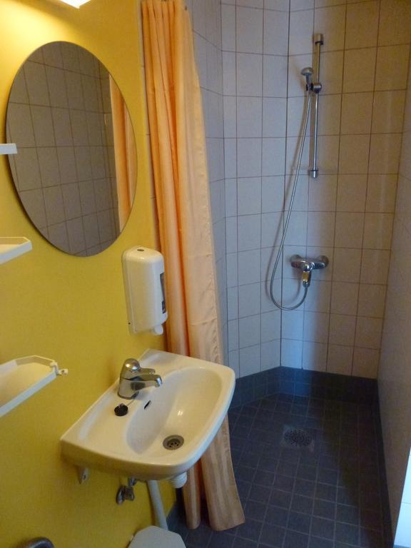 קורסארה Vanalinna Boutique Hotel חדר תמונה