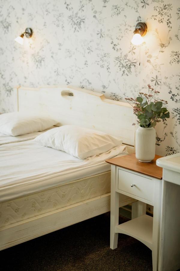 קורסארה Vanalinna Boutique Hotel מראה חיצוני תמונה