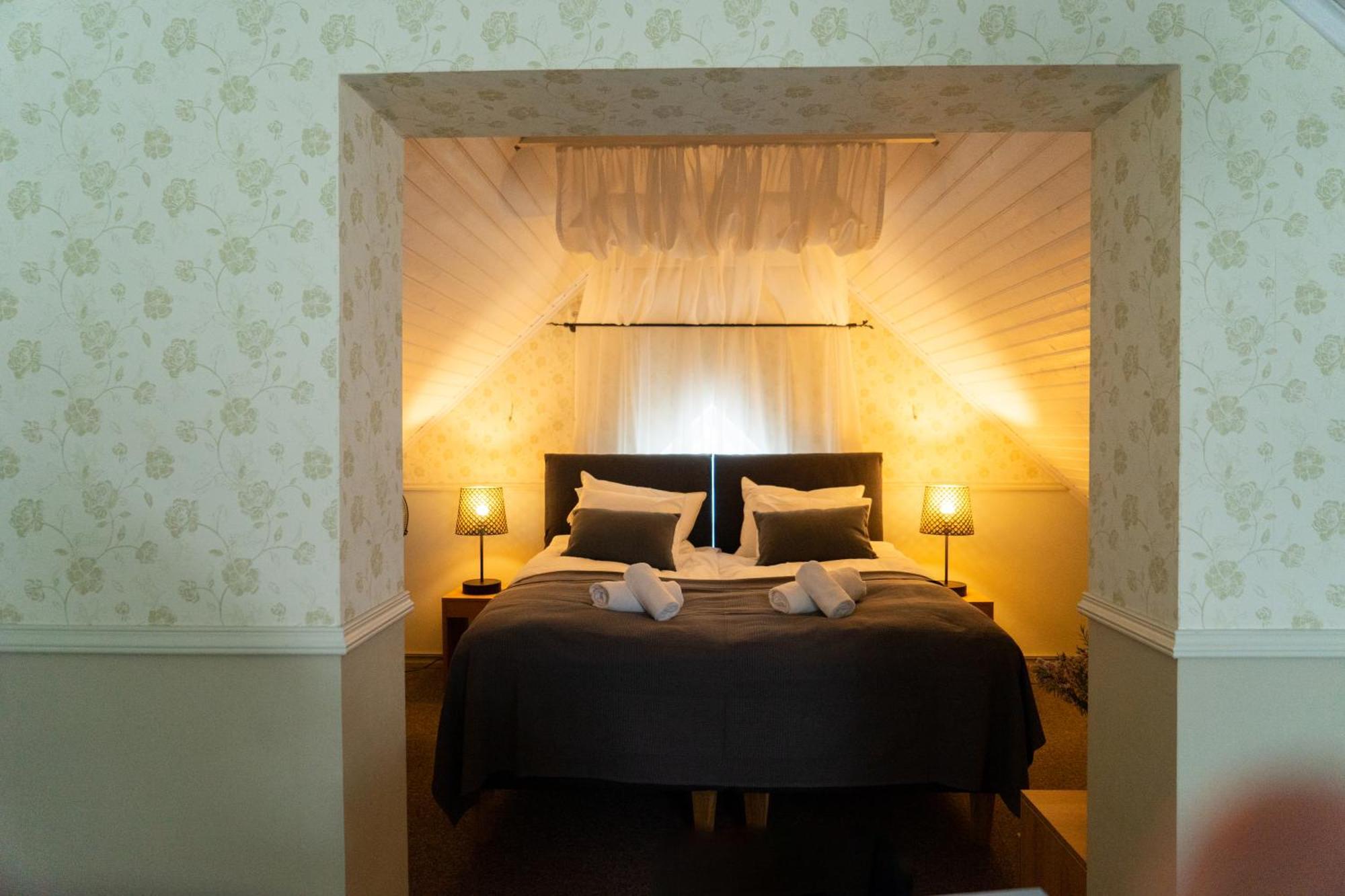 קורסארה Vanalinna Boutique Hotel מראה חיצוני תמונה