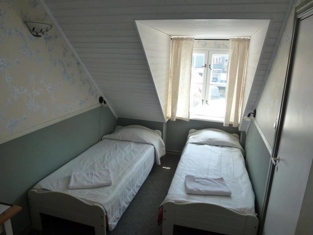 קורסארה Vanalinna Boutique Hotel מראה חיצוני תמונה